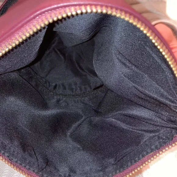 🔥HP🔥 AMETHYST CLUTCH BAG/  EMBROIDERED GEOMETRIC DETAIL & GOLD CHAIN STRAP - Picture 8 of 8